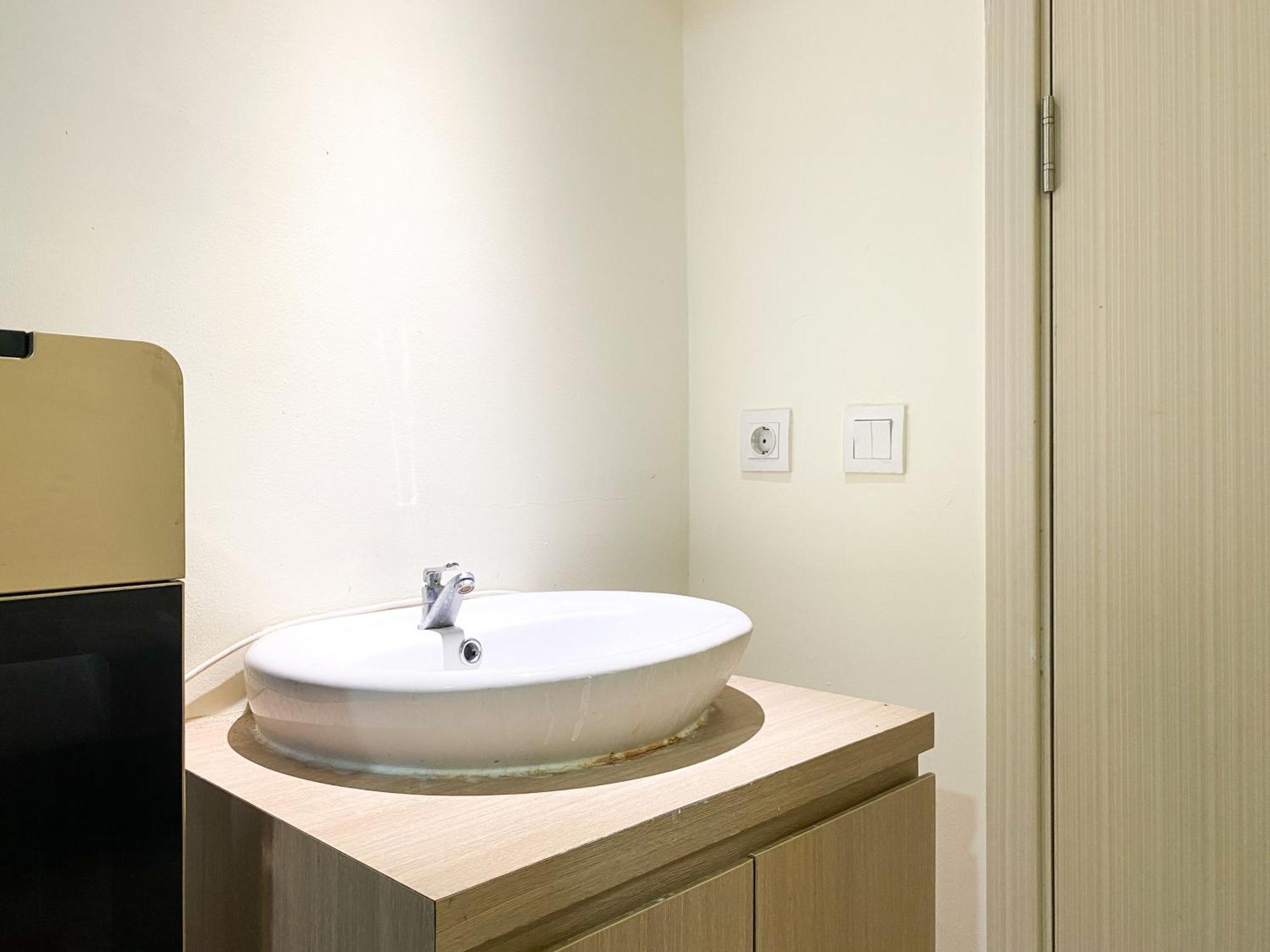 Apartemen Spacious And Homey 2br At Meikarta By Travelio