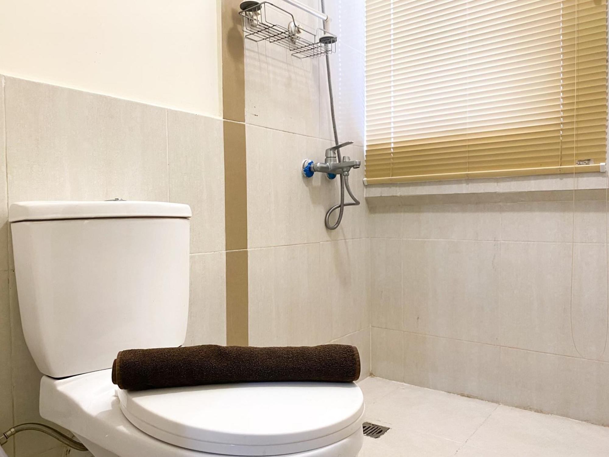 Spacious And Homey 2br At Meikarta By Travelio * Cikarang