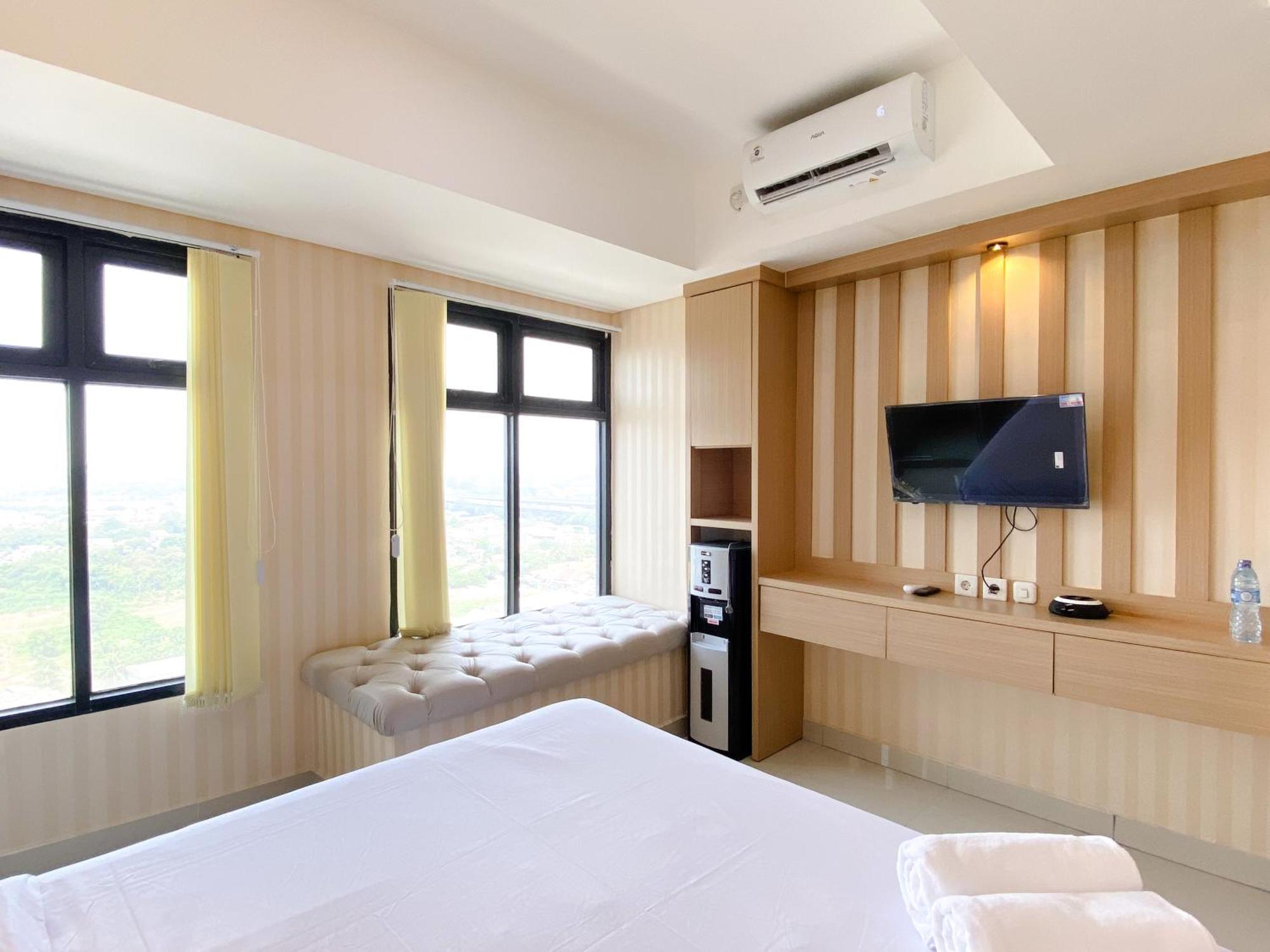 Spacious And Homey 2br At Meikarta By Travelio Cikarang